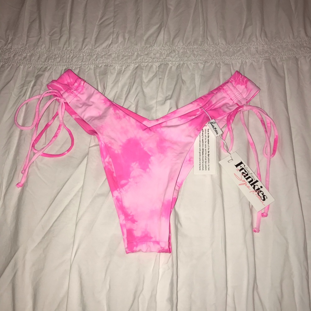 NWT frankie’s bikinis x sofia richie pink bottoms